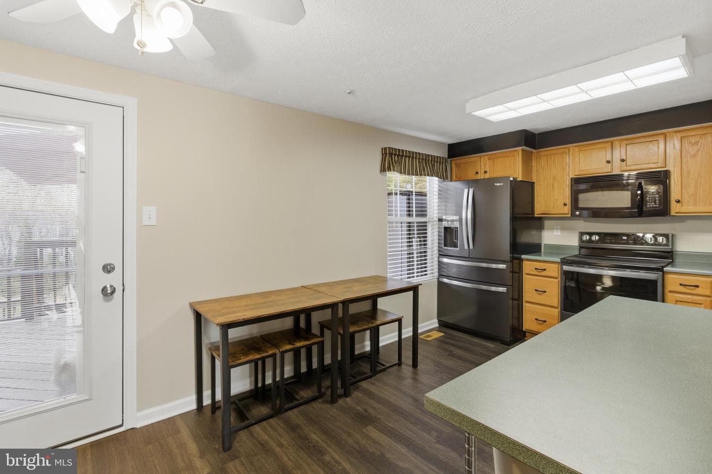 998 Jessicas Court #2 photo 10
