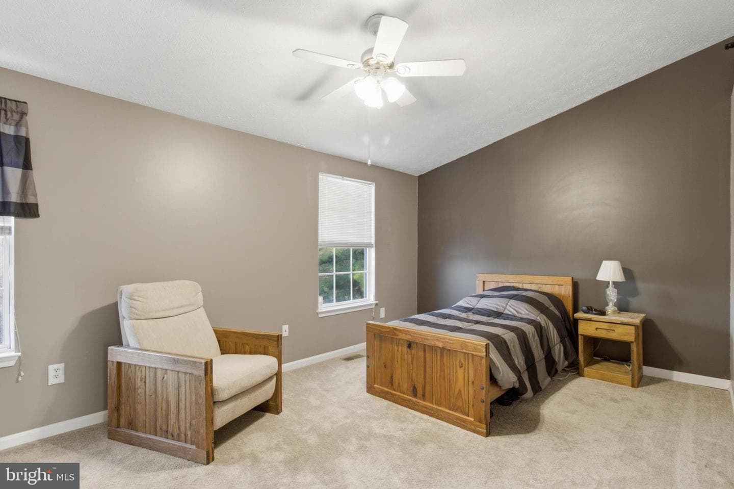 998 Jessicas Court #2 photo 19