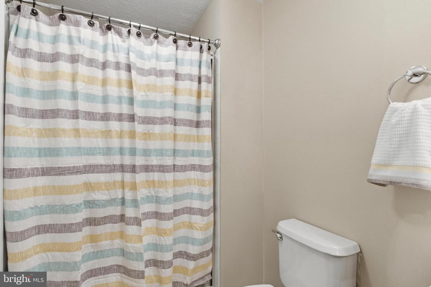 998 Jessicas Court #2 photo 28