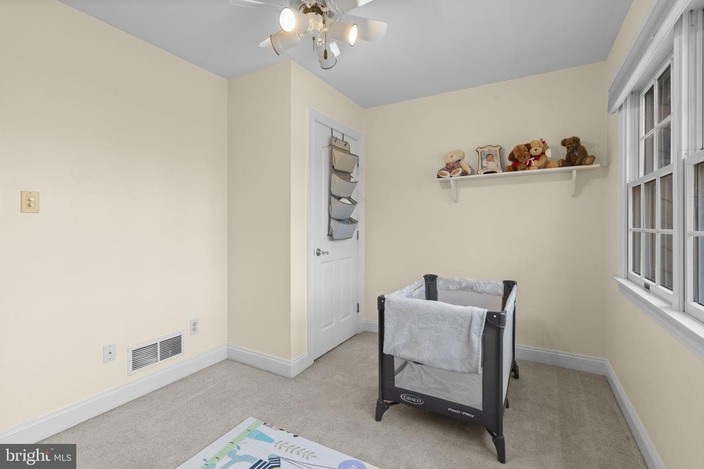1406 Tayside Way photo 56