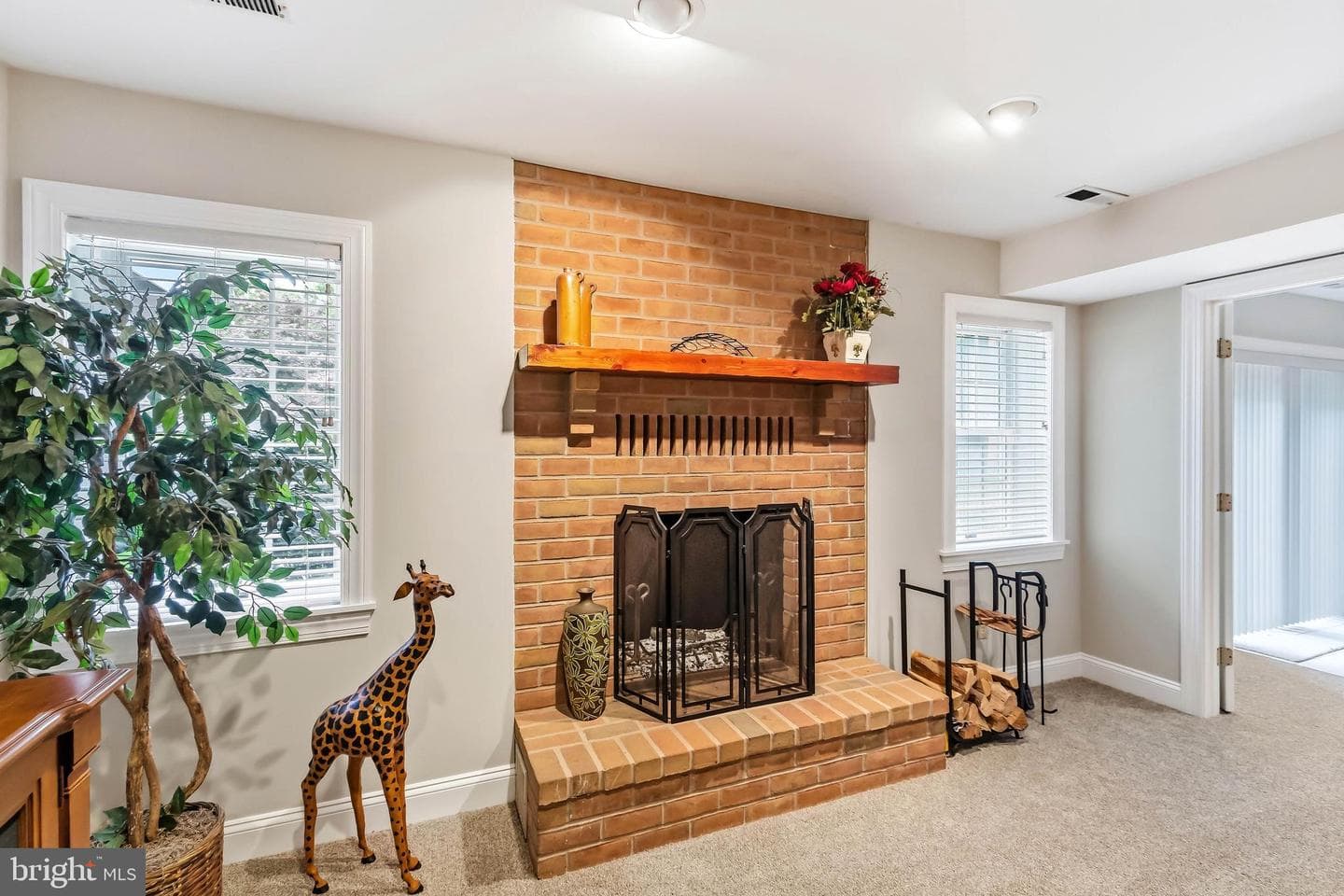 1406 Tayside Way photo 62