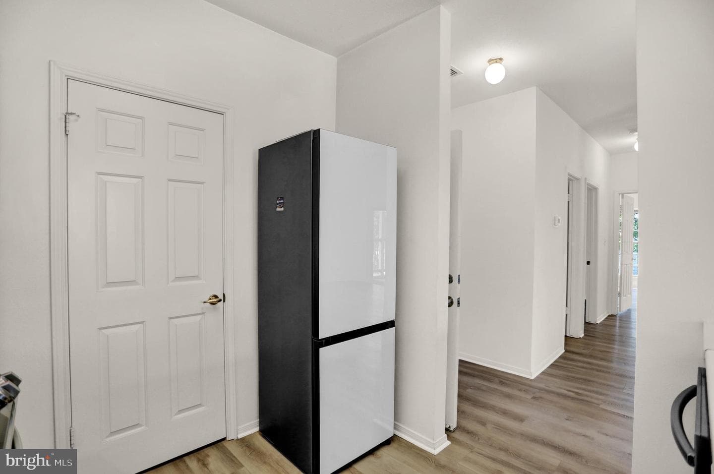 601 Thames Way #601-E photo 12