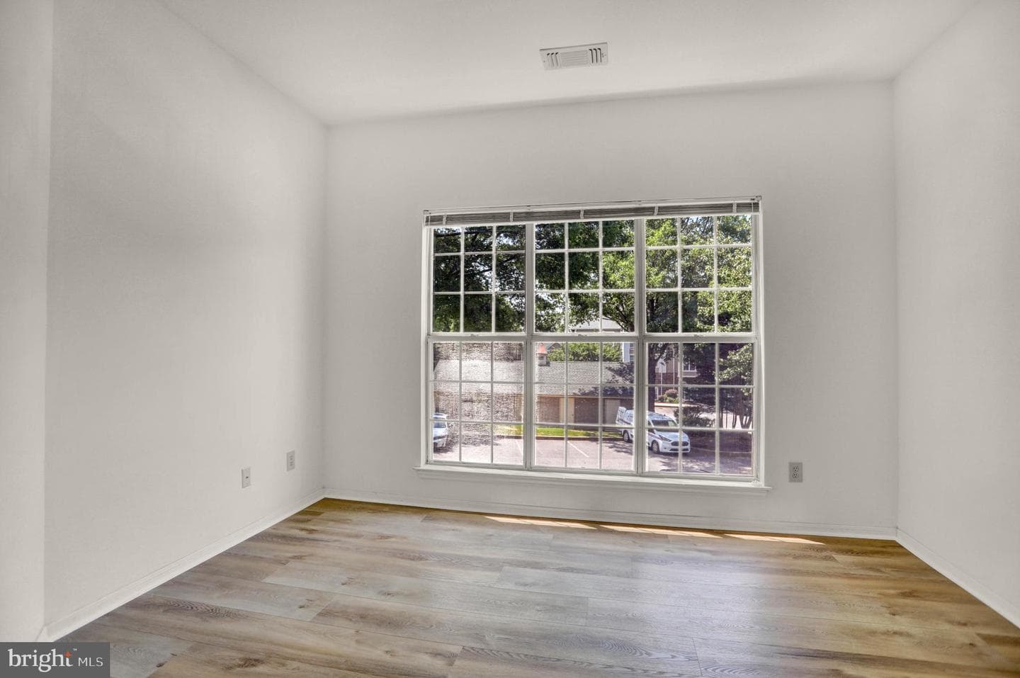 601 Thames Way #601-E photo 14