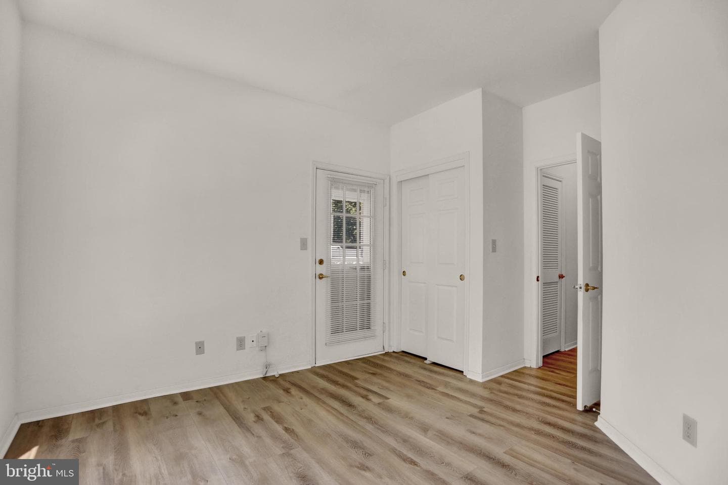 601 Thames Way #601-E photo 15