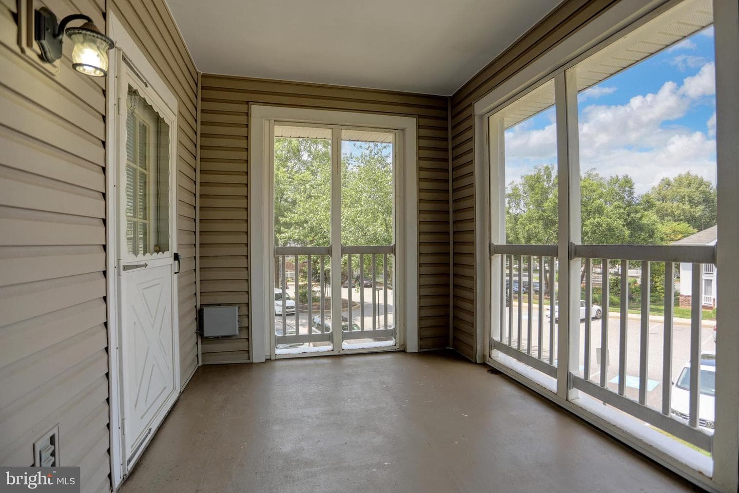 601 Thames Way #601-E photo 21