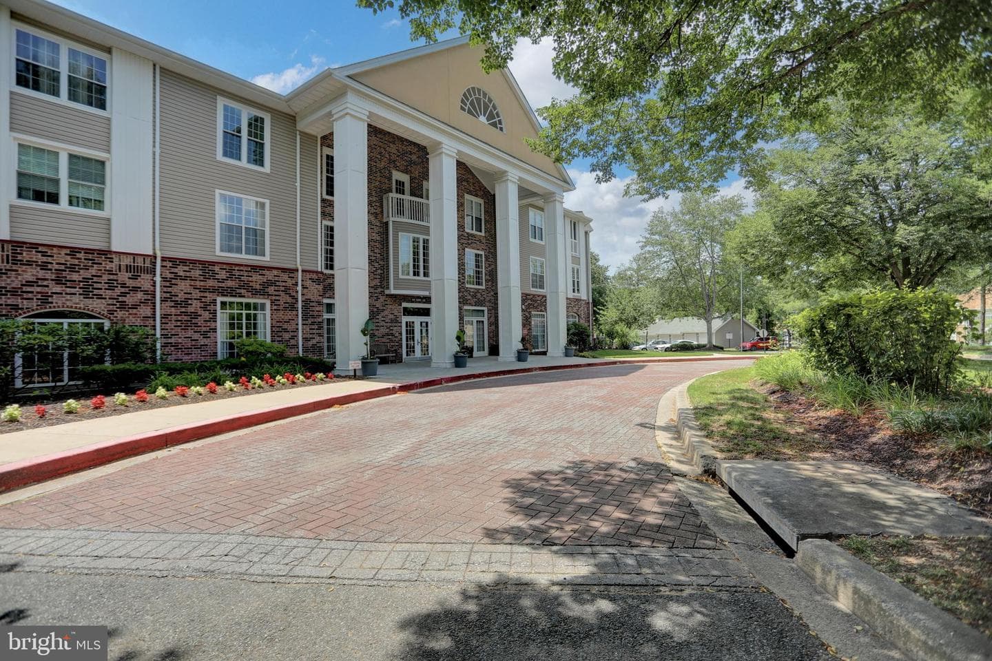 601 Thames Way #601-E photo 28