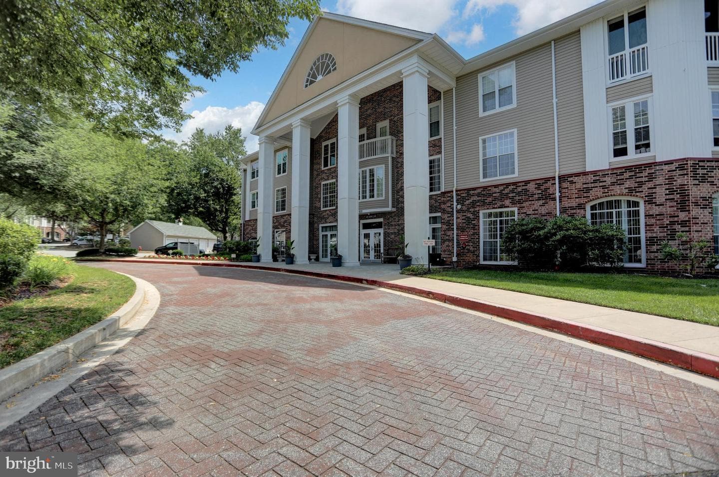 601 Thames Way #601-E photo 29