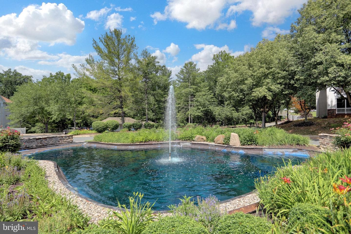 601 Thames Way #601-E photo 50