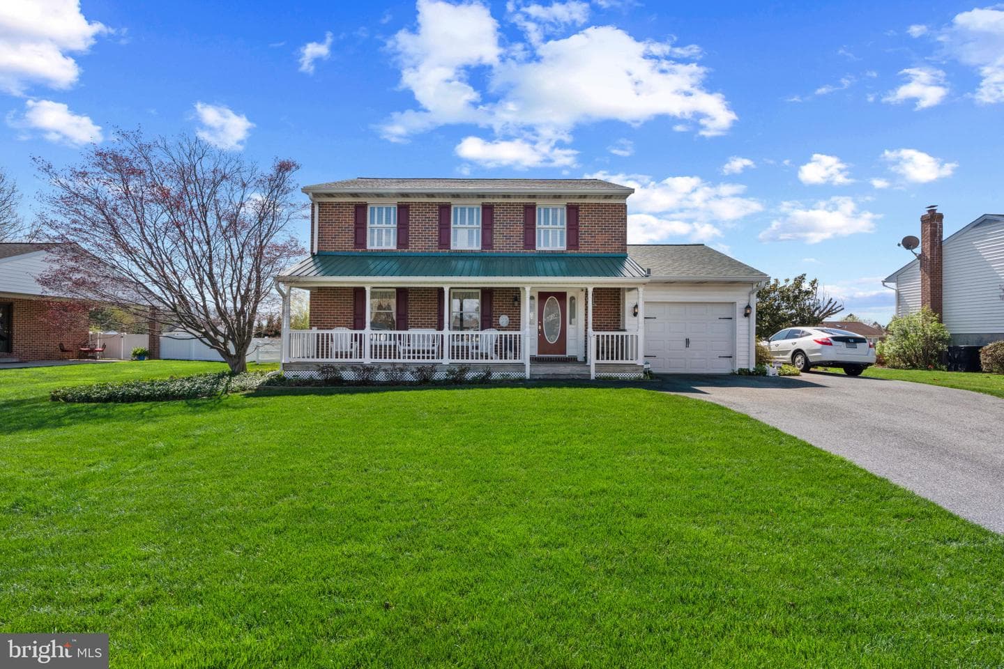 709 Huntington Way