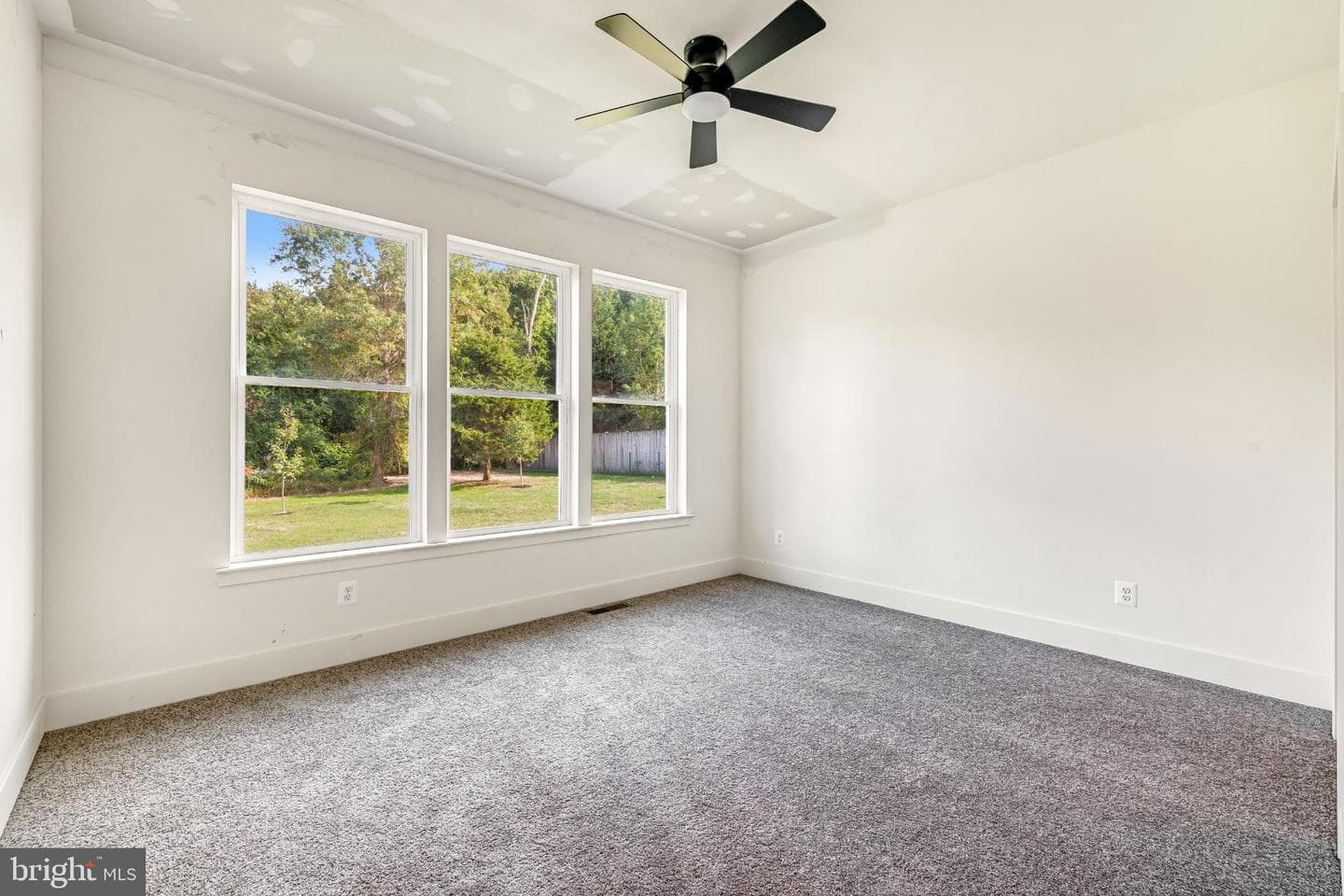 1909 Mitchell Drive photo 16