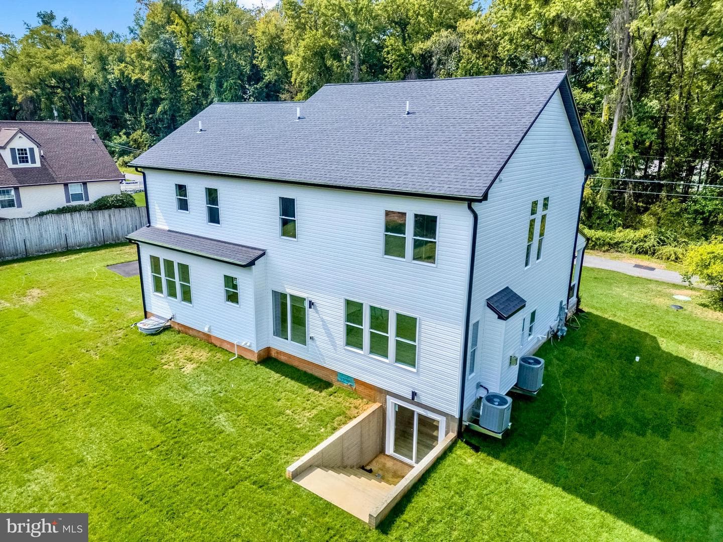 1909 Mitchell Drive photo 49