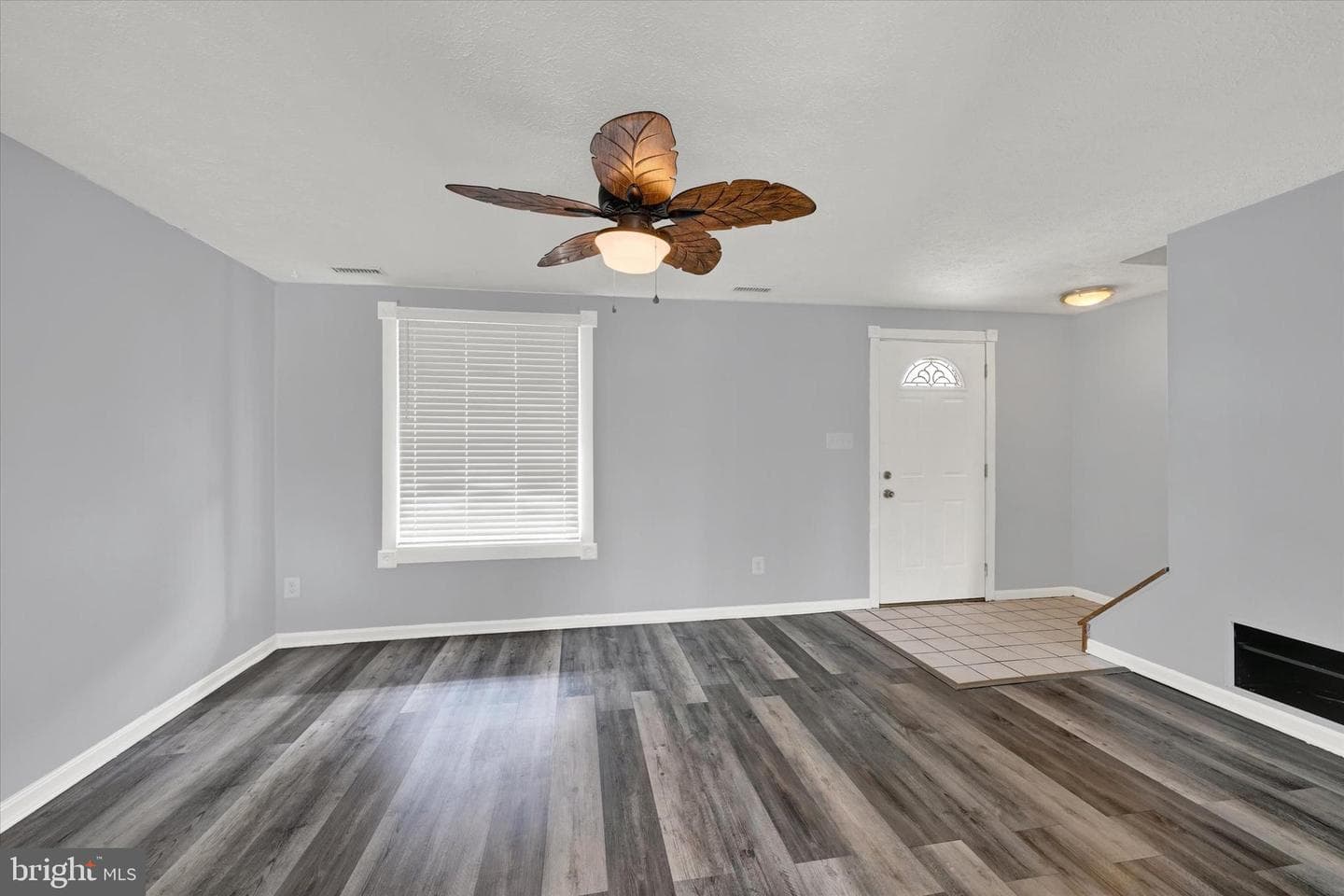 128 Ravenswood Court photo 20