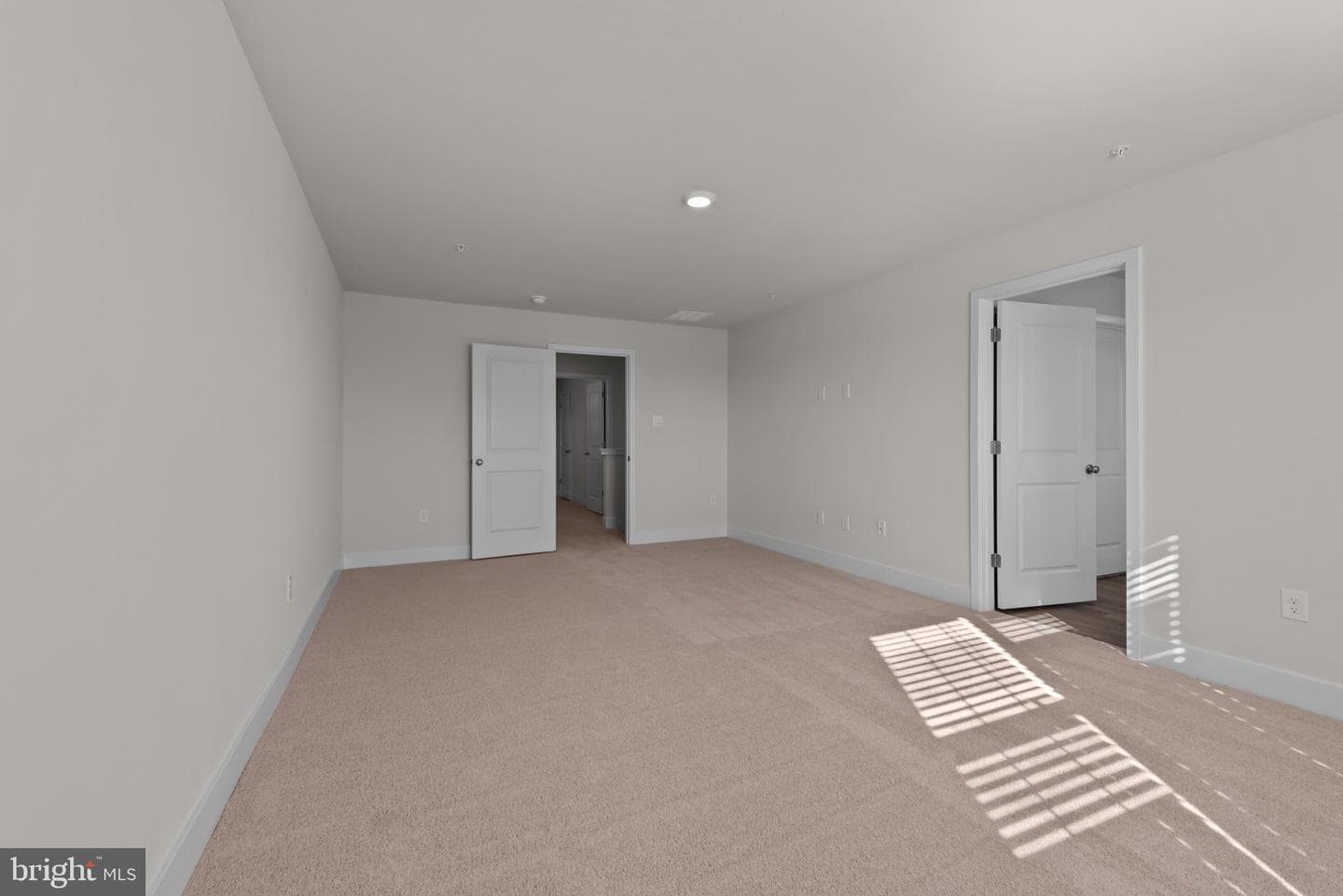 801 Hyssop Court photo 32