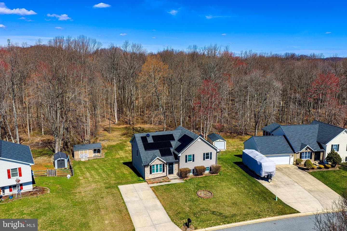 756 Everist Drive photo 6