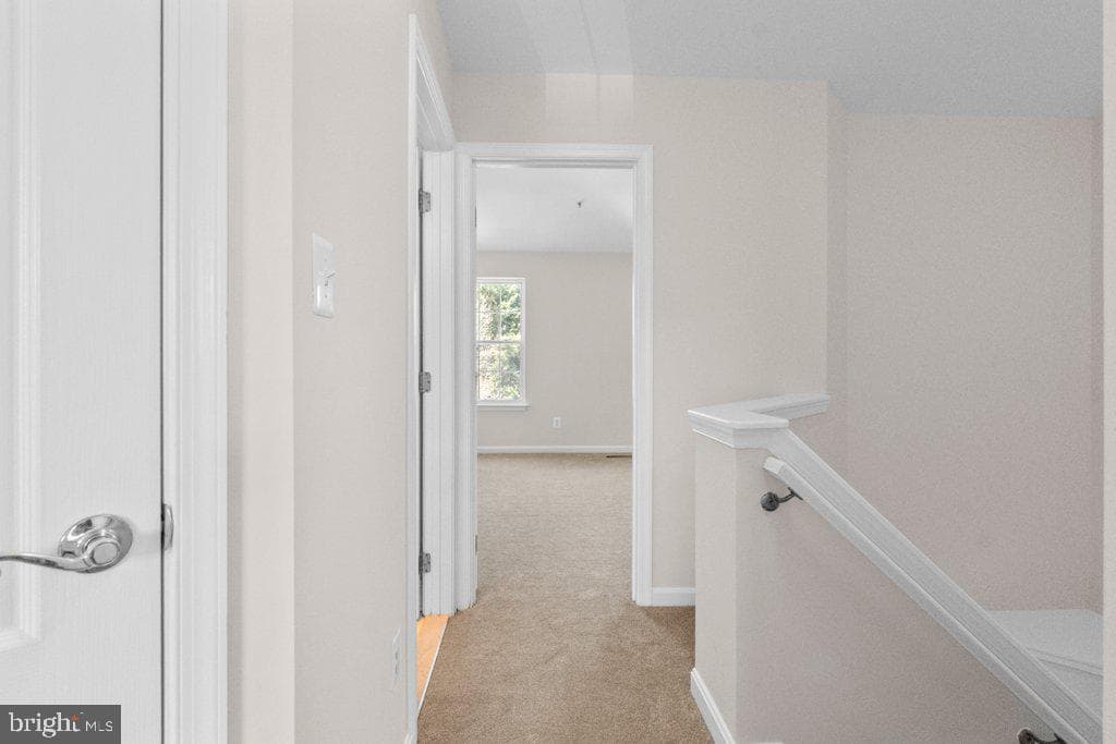 589 Kirkcaldy Way photo 19