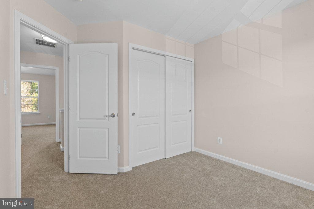 589 Kirkcaldy Way photo 21