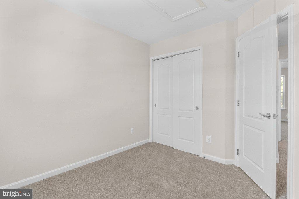 589 Kirkcaldy Way photo 23