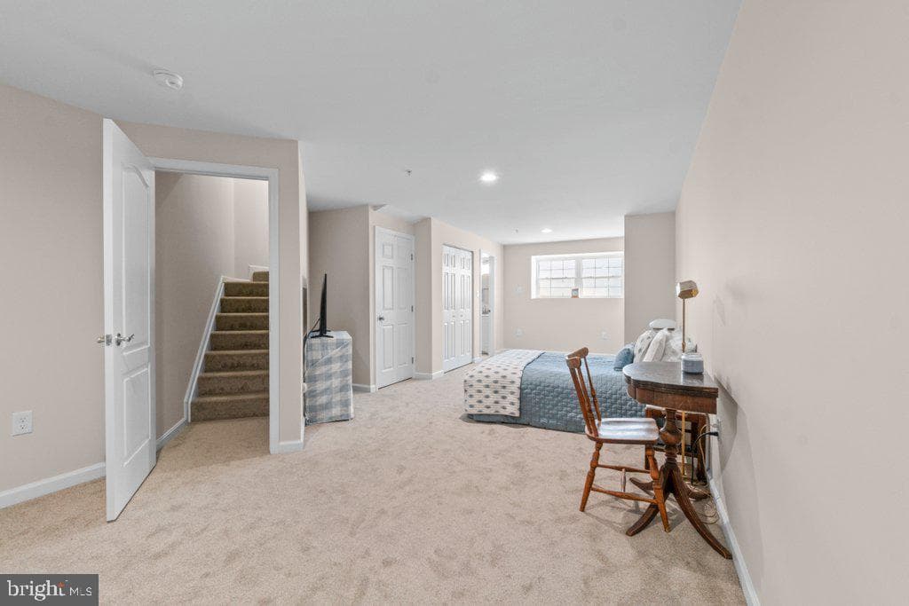 589 Kirkcaldy Way photo 30