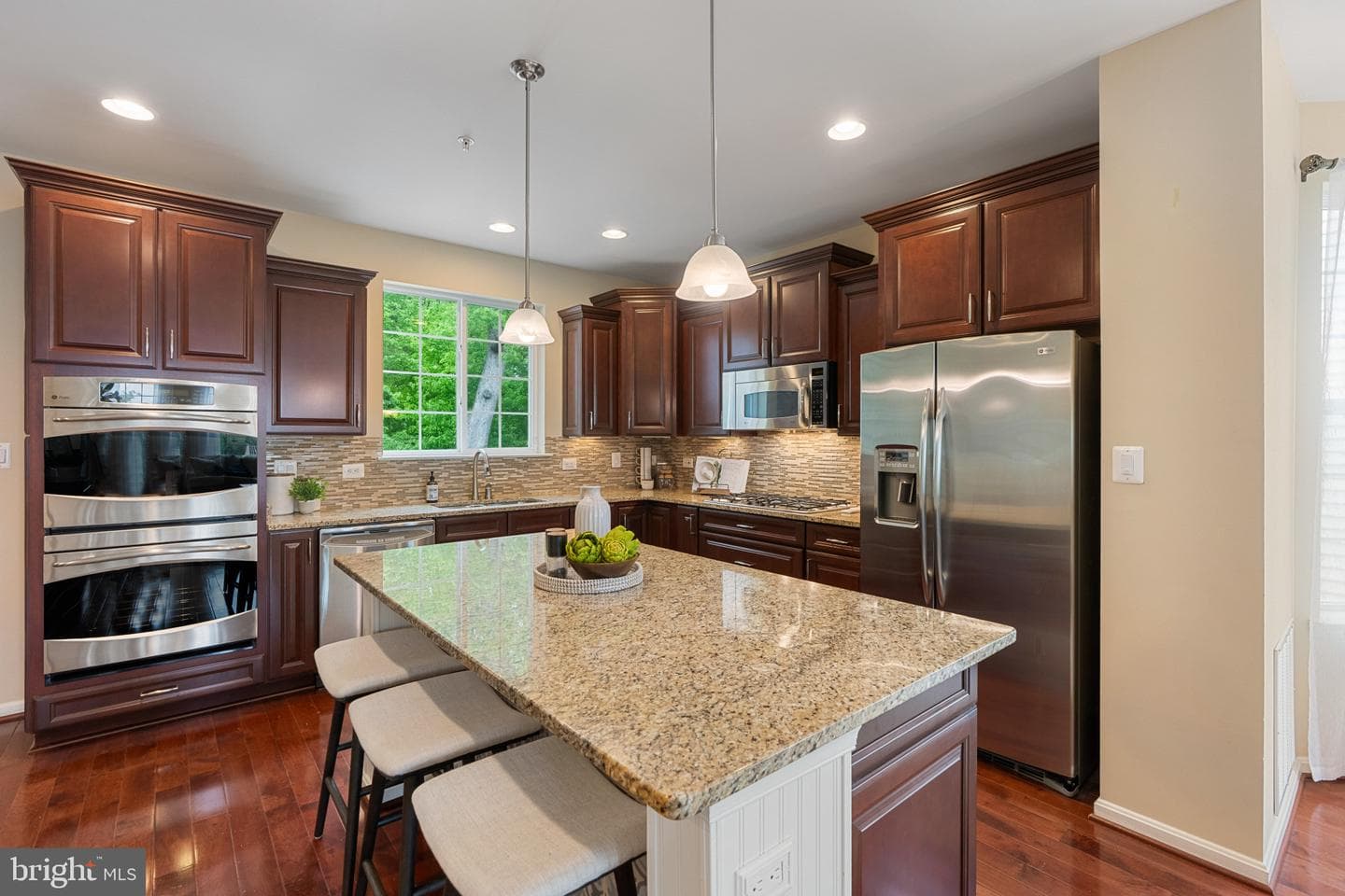 232 Mohegan Drive photo 11