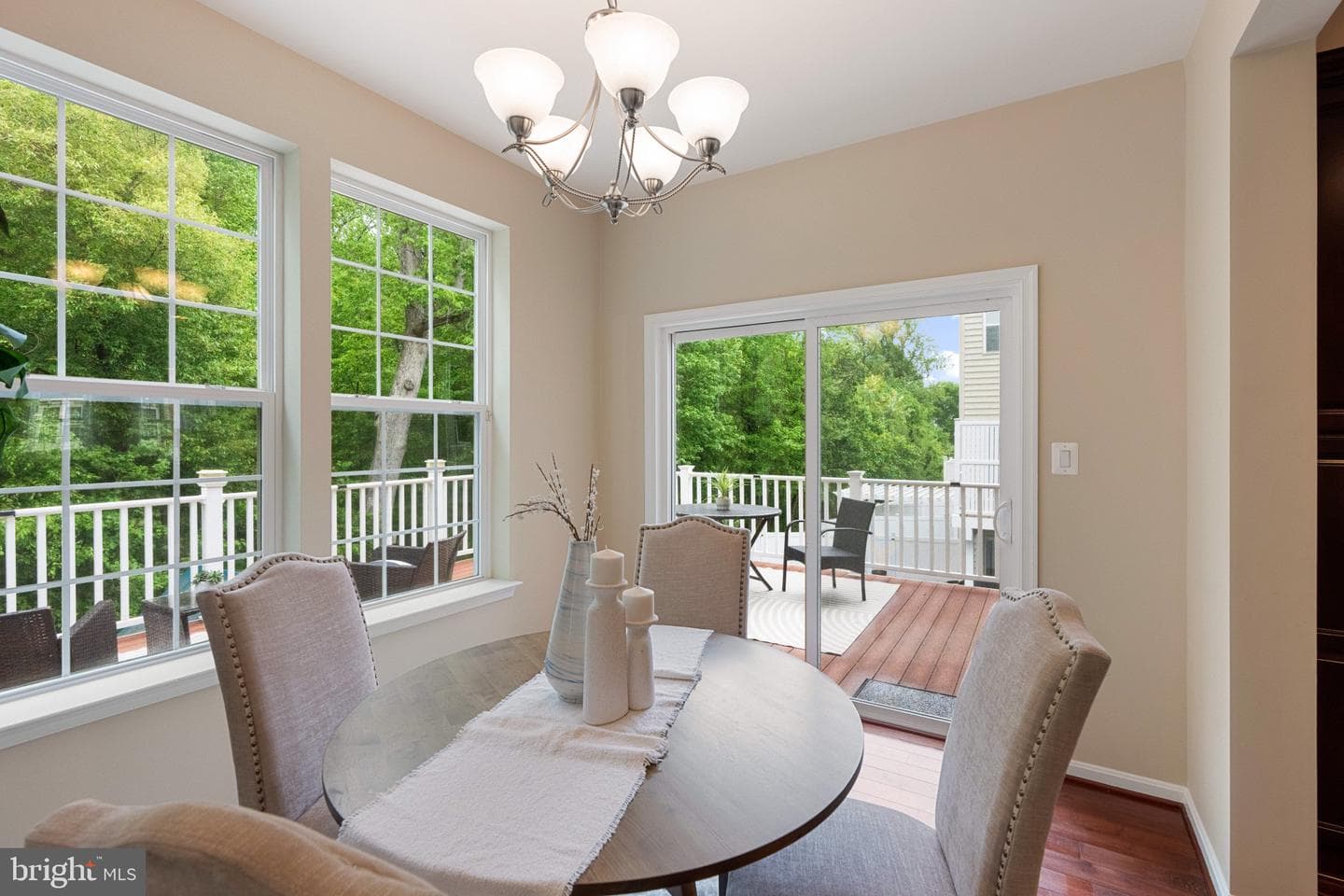 232 Mohegan Drive photo 14