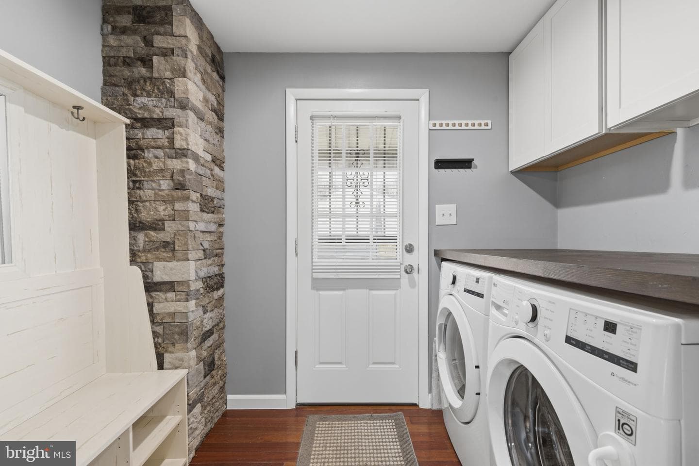 1503 Green Road photo 14