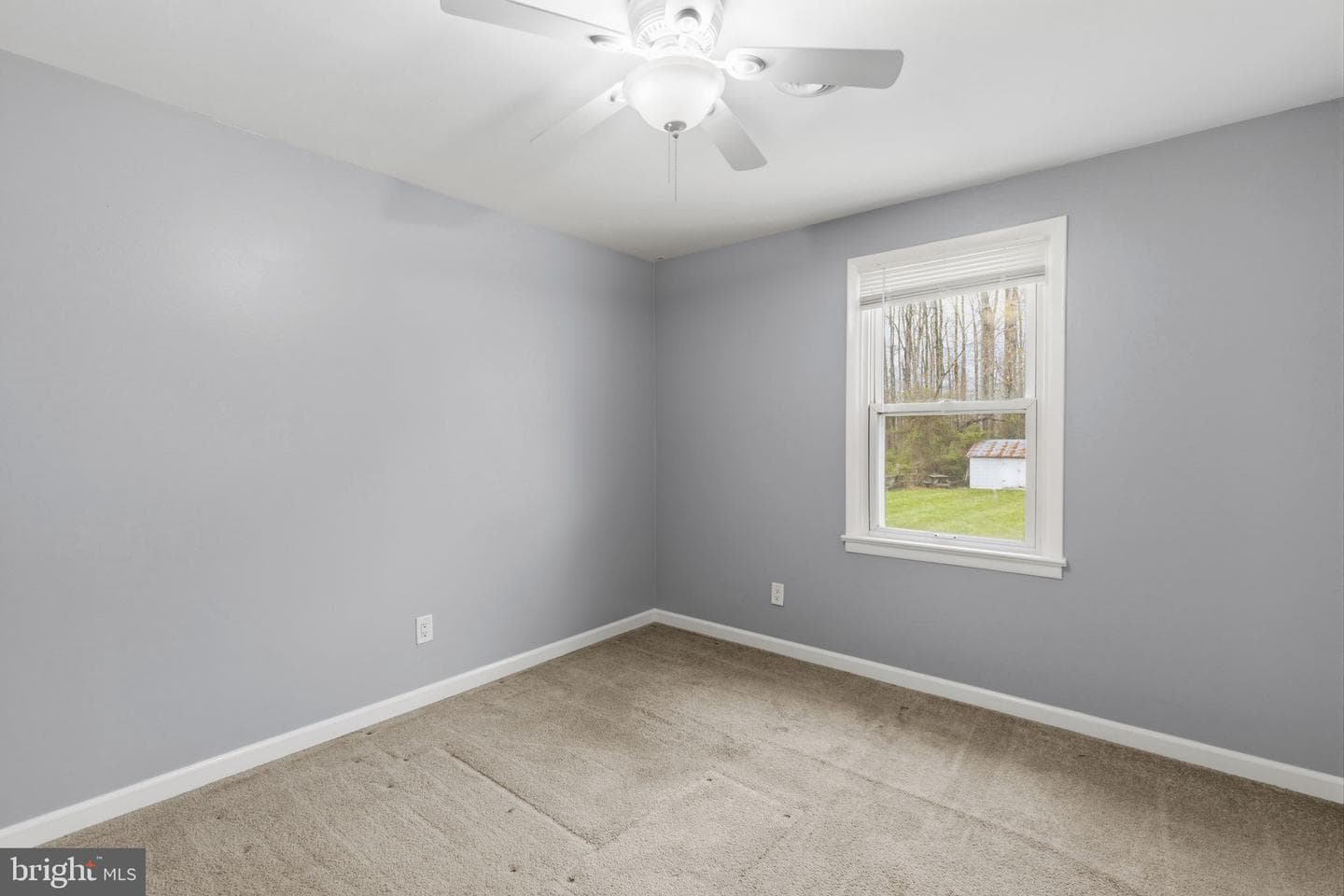 1503 Green Road photo 20