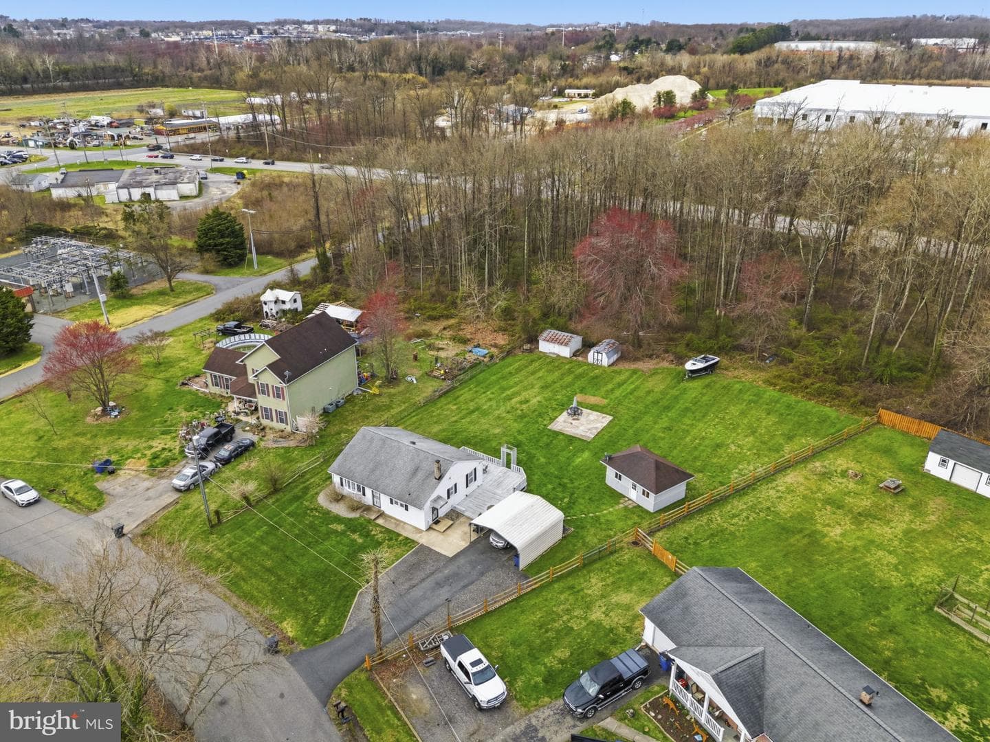 1503 Green Road photo 5