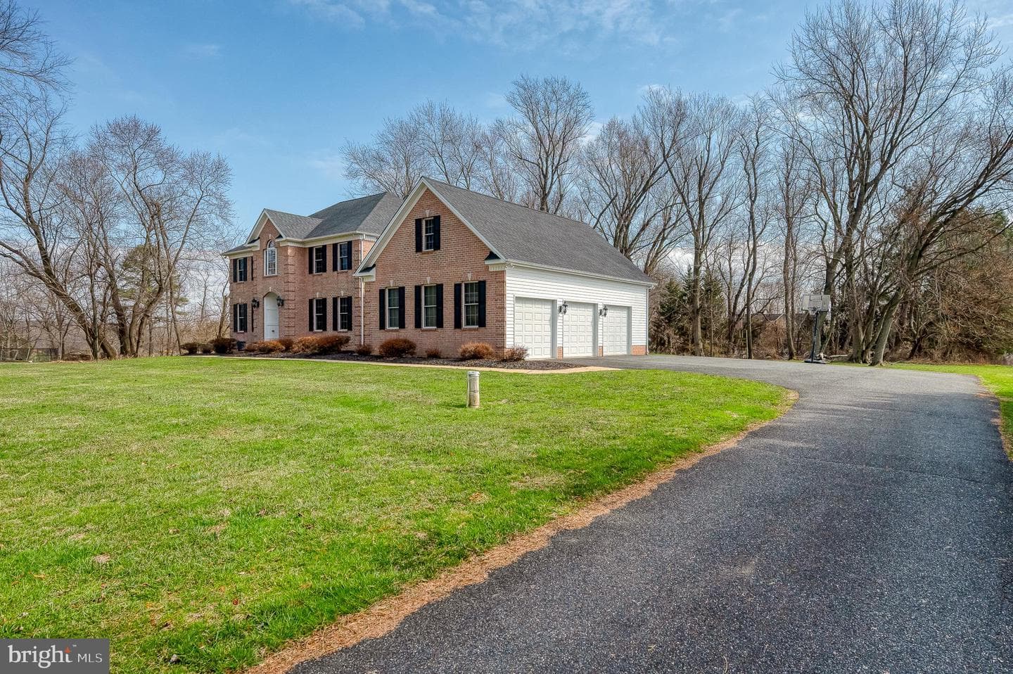 2804 Glen Keld Court photo 2