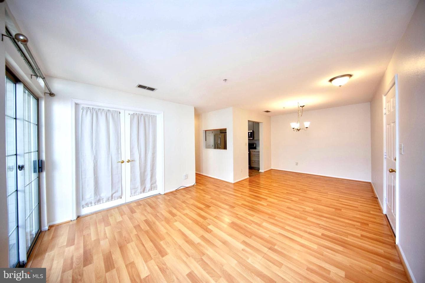 302 Canterbury Road #302-J photo 11