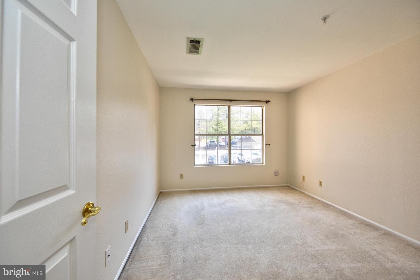 302 Canterbury Road #302-J photo 15