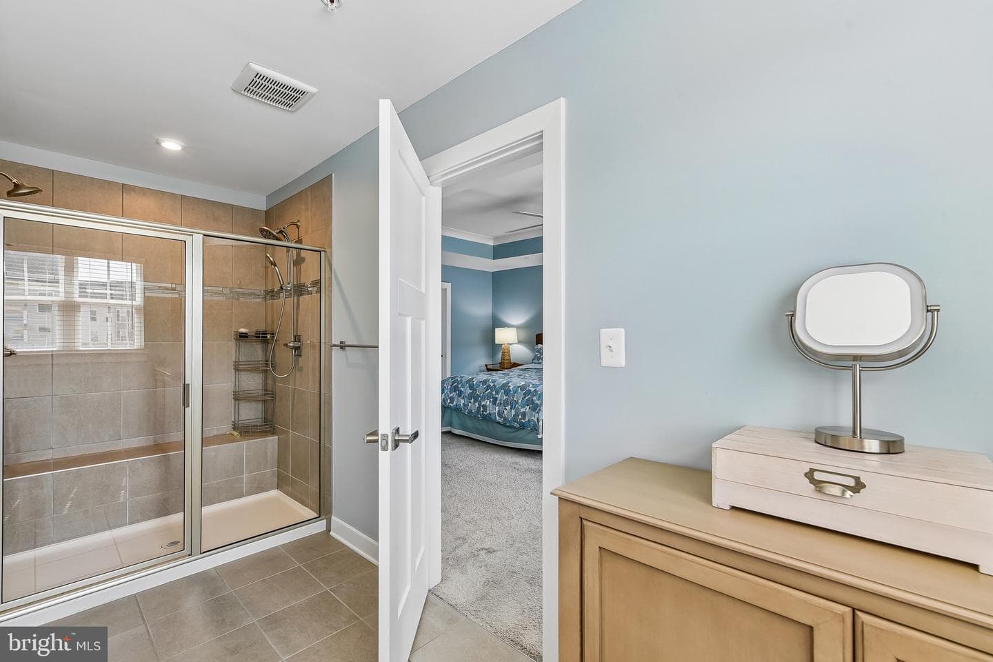 637 Iron Road photo 22