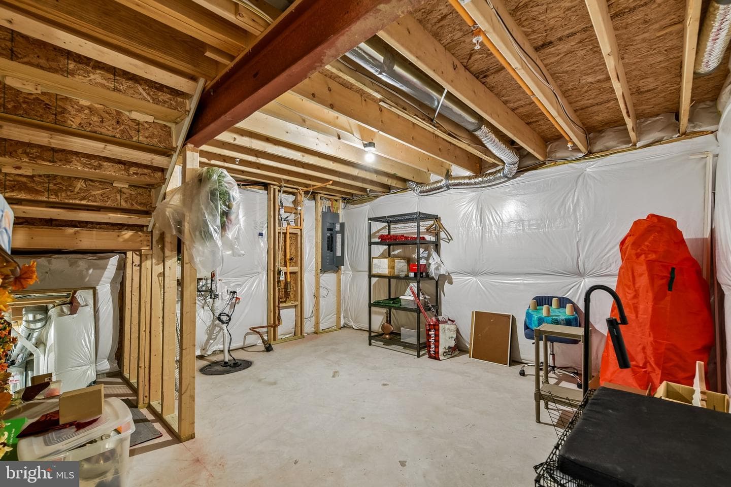 637 Iron Road photo 31