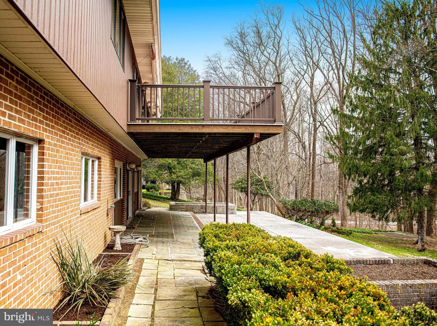 127 Briarcliff Lane photo 34
