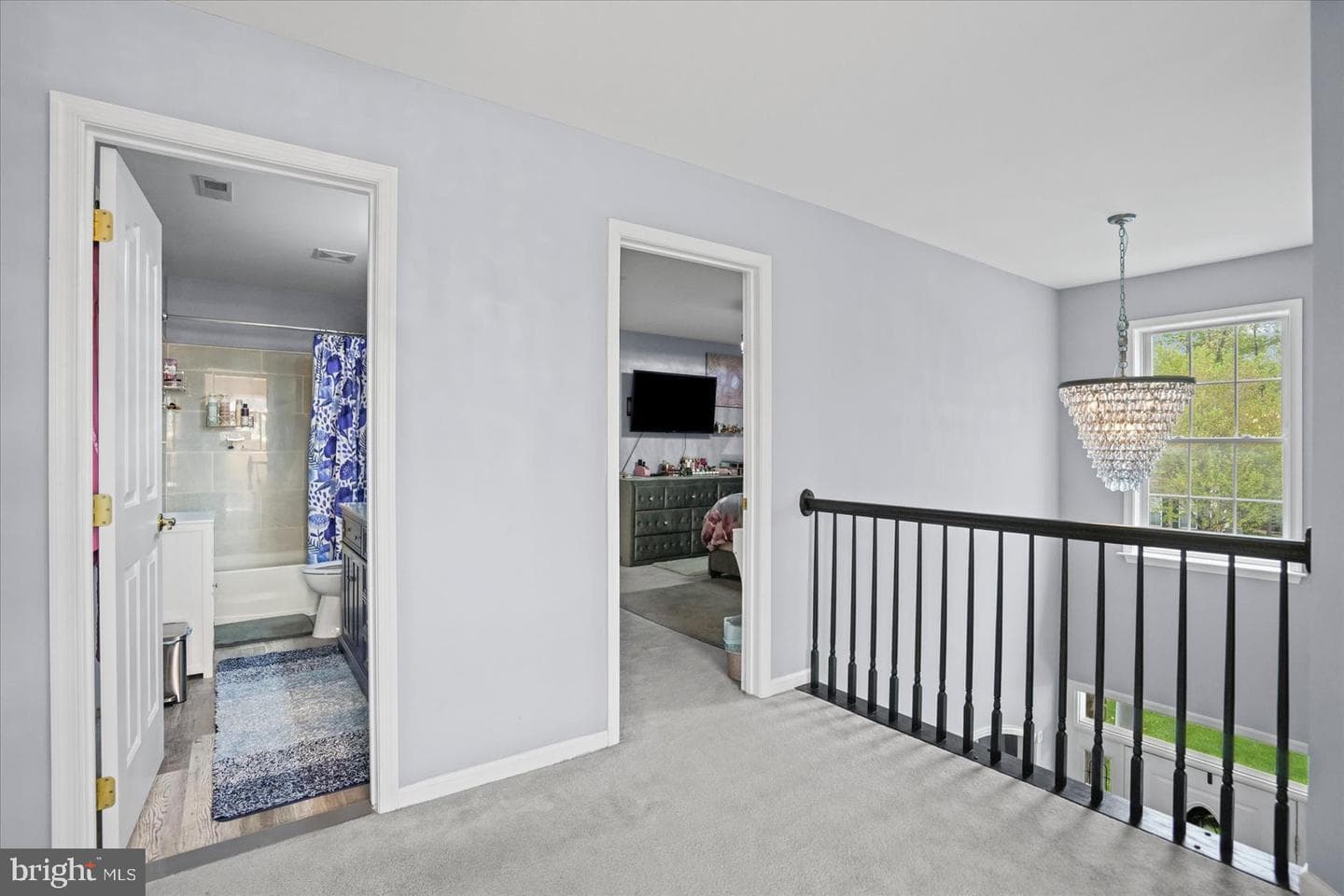41 Saturn Drive photo 35