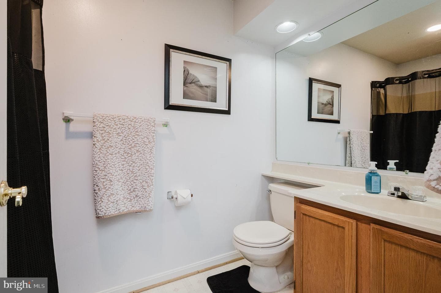 304 Sunray Court photo 33