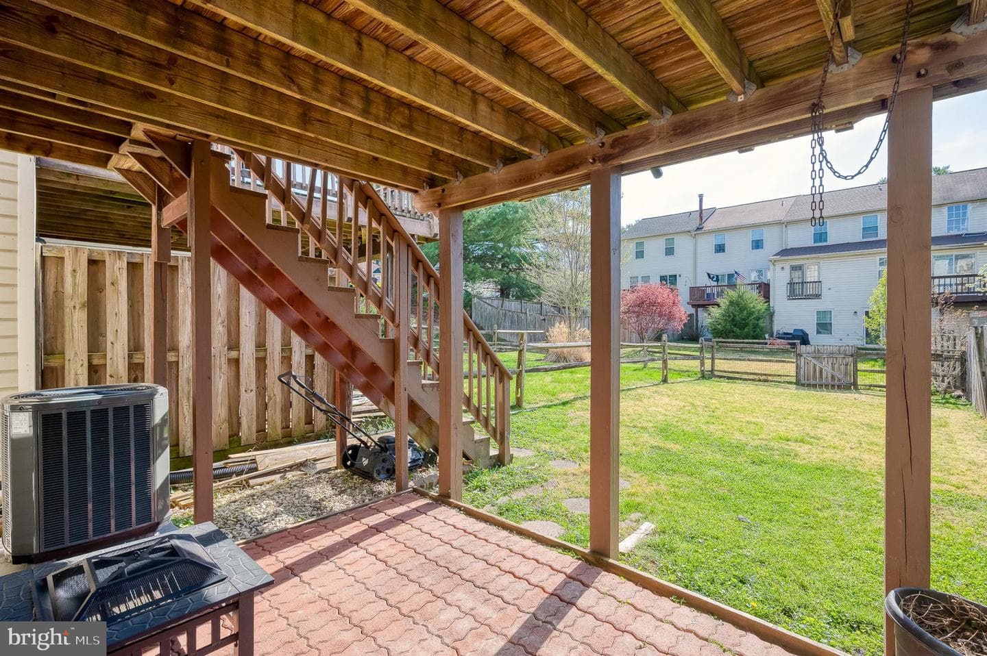 304 Sunray Court photo 39
