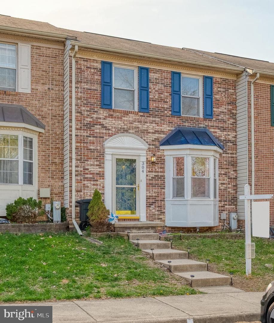 304 Sunray Court photo 45