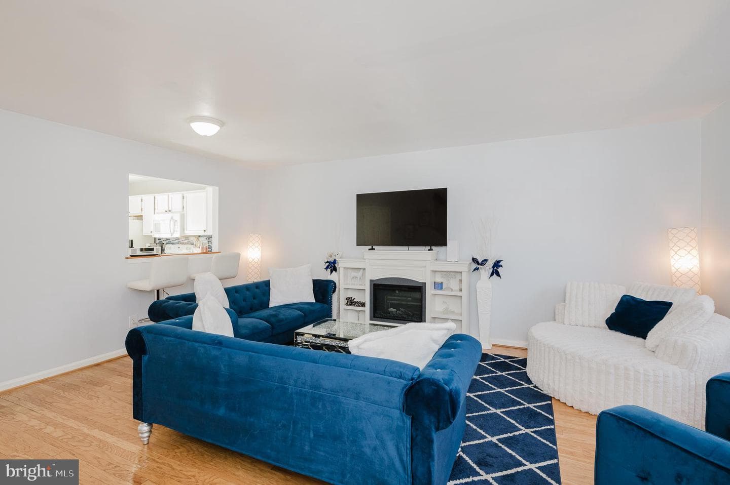 304 Sunray Court photo 7