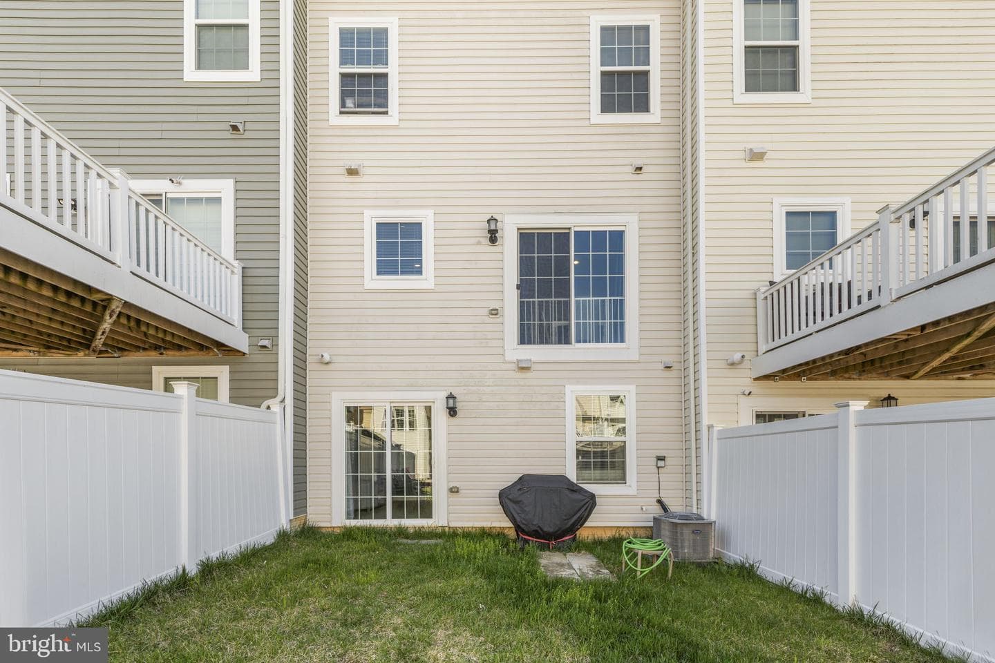 623 Heathland Trail photo 25