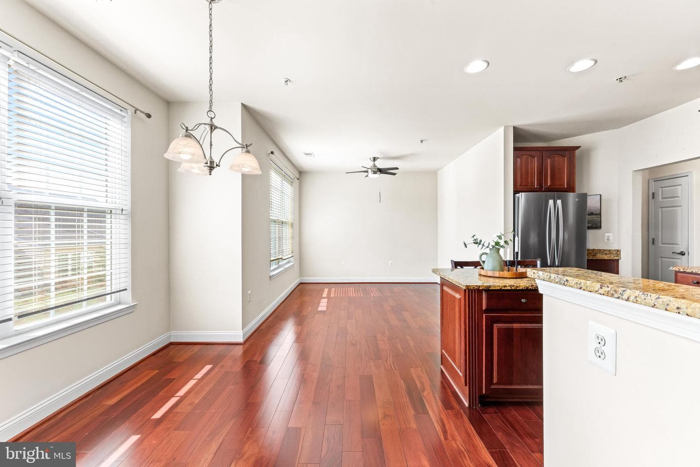1818 Selvin Drive #203 photo 15