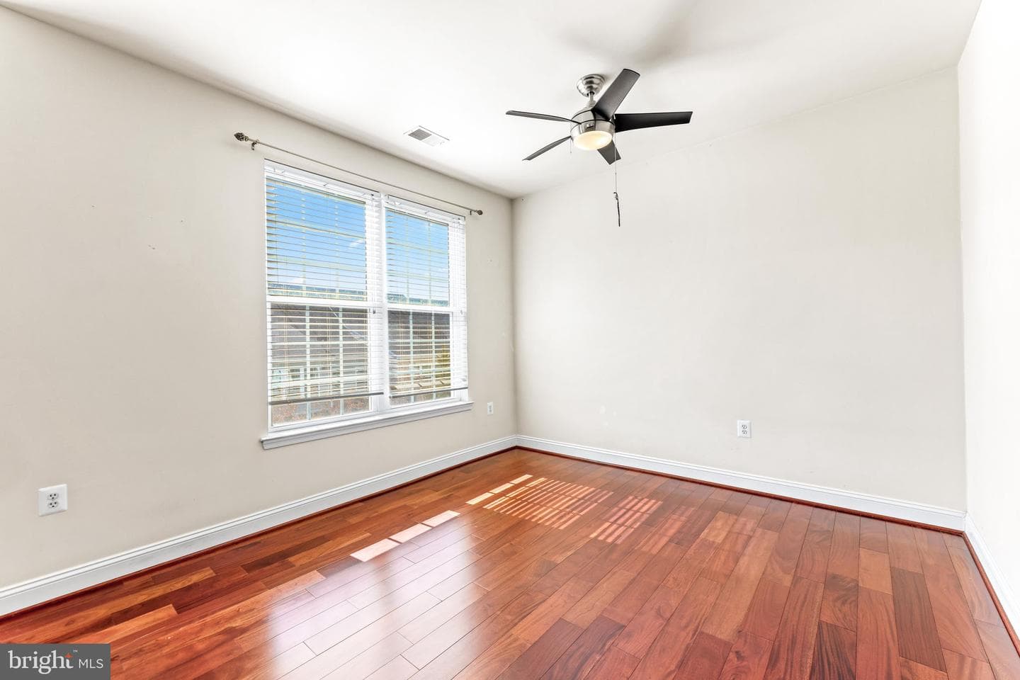 1818 Selvin Drive #203 photo 17
