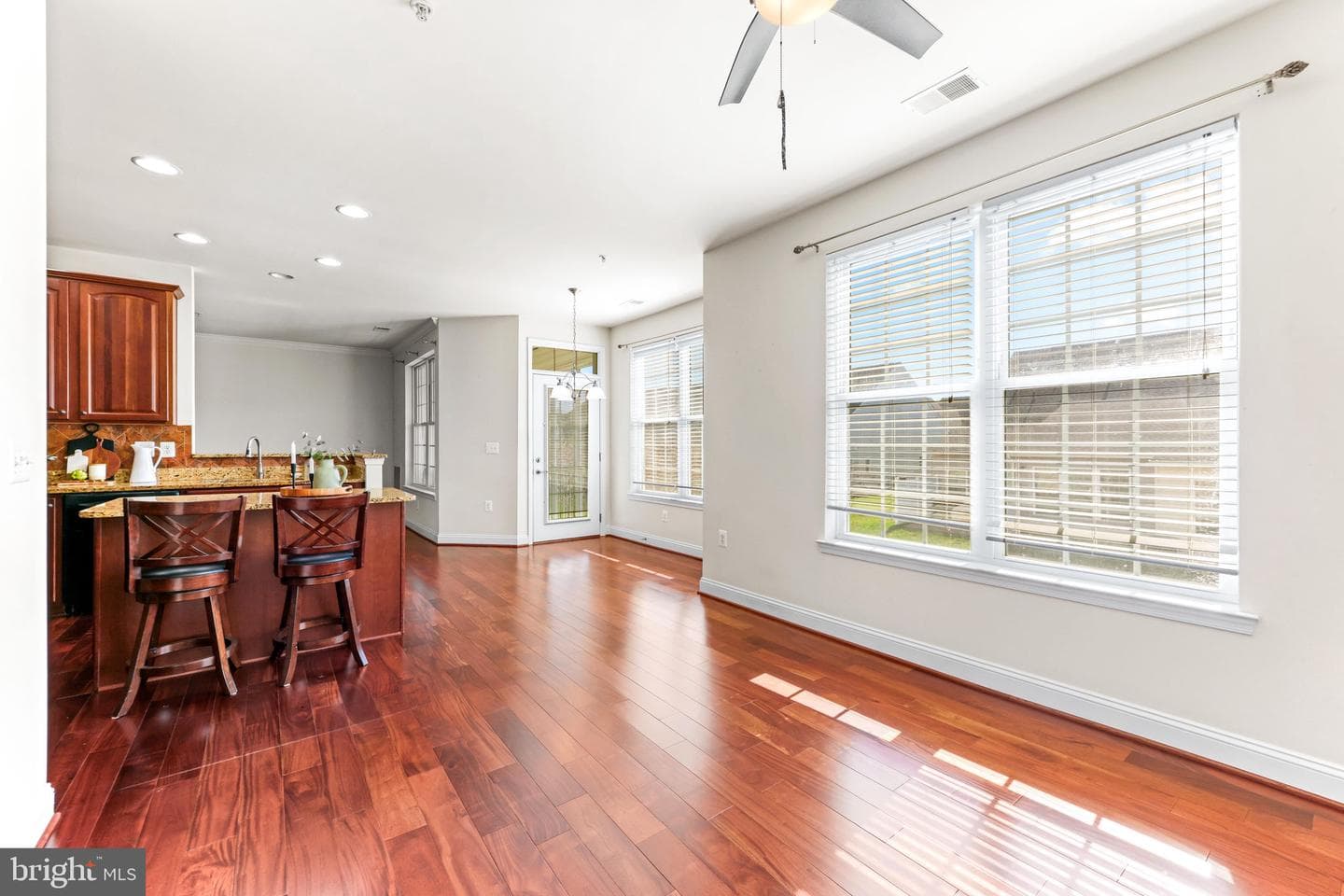 1818 Selvin Drive #203 photo 18