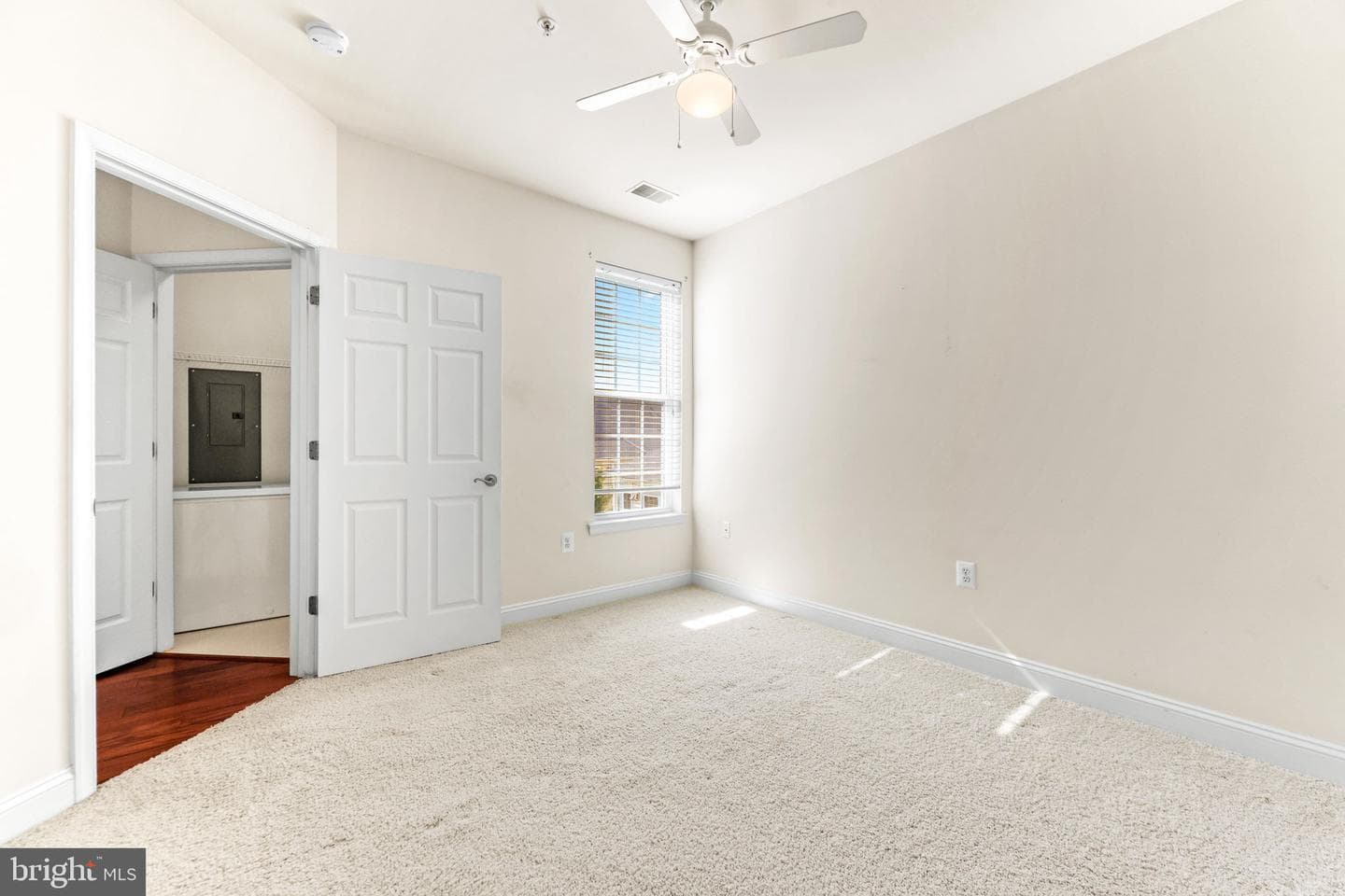 1818 Selvin Drive #203 photo 26