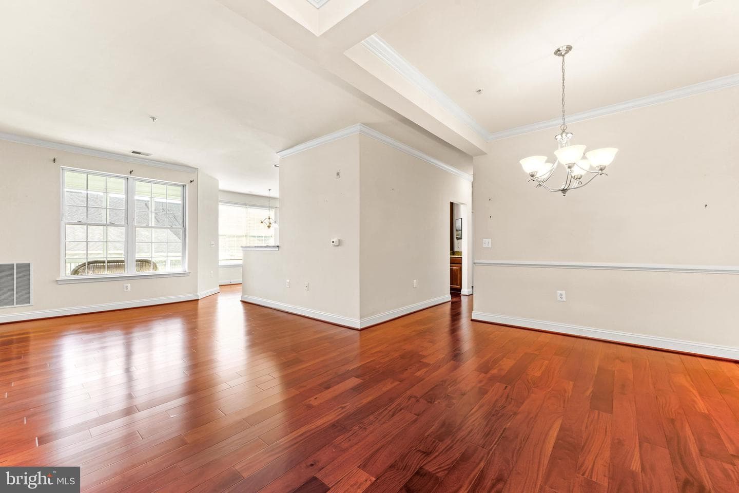 1818 Selvin Drive #203 photo 4