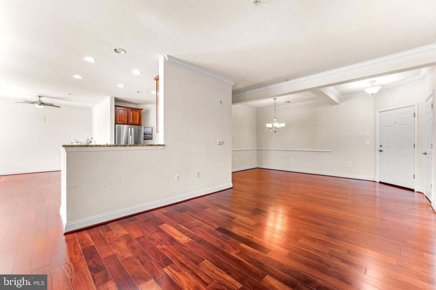 1818 Selvin Drive #203 photo 8