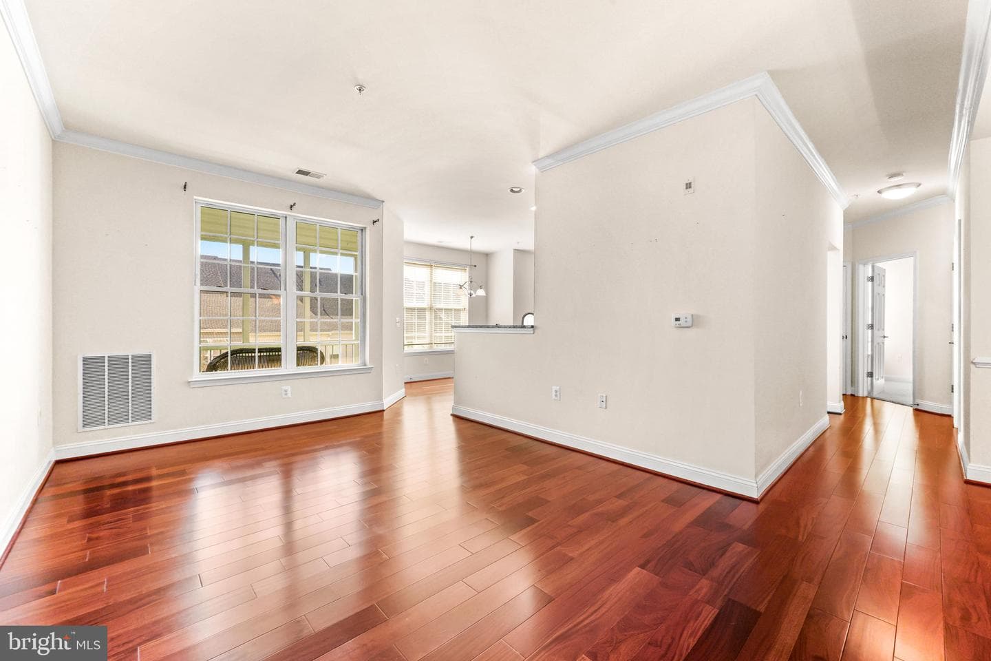 1818 Selvin Drive #203 photo 9