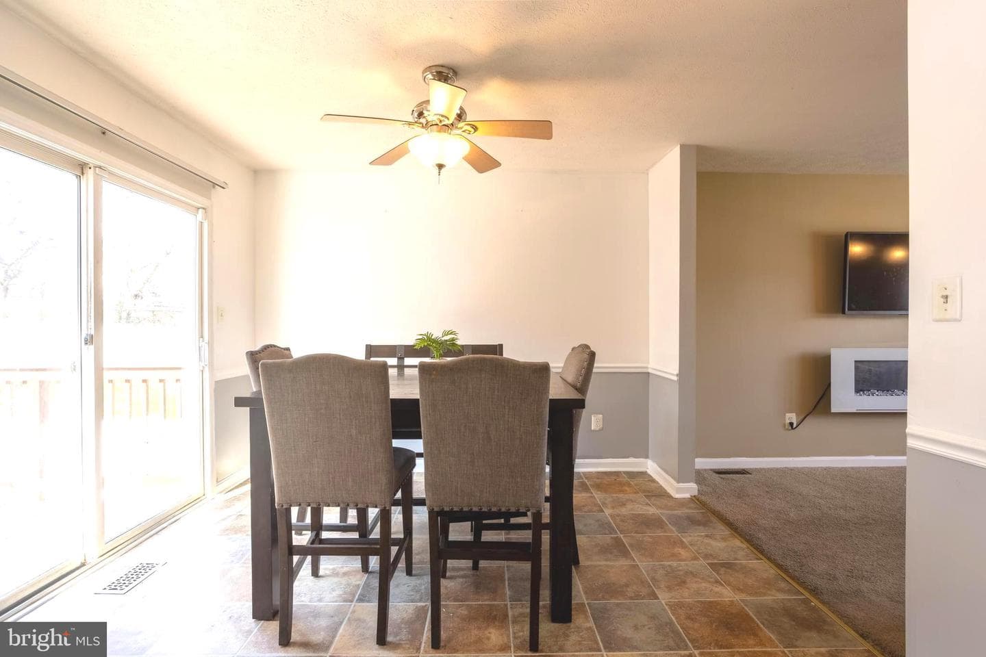 1113 Walnut Hill Court photo 11