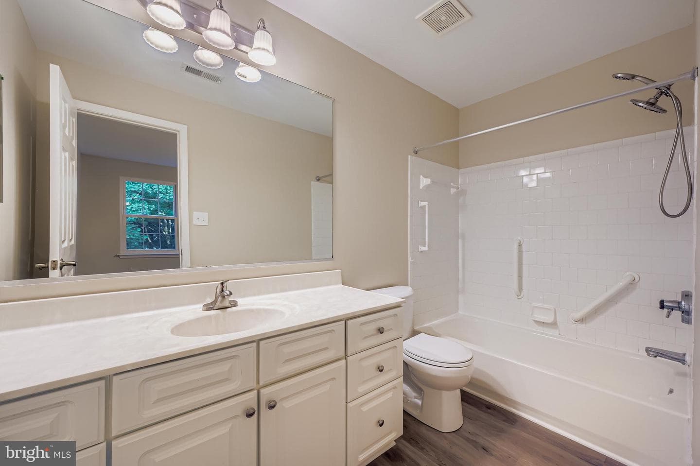 309 Tall Pines Court #7 photo 15