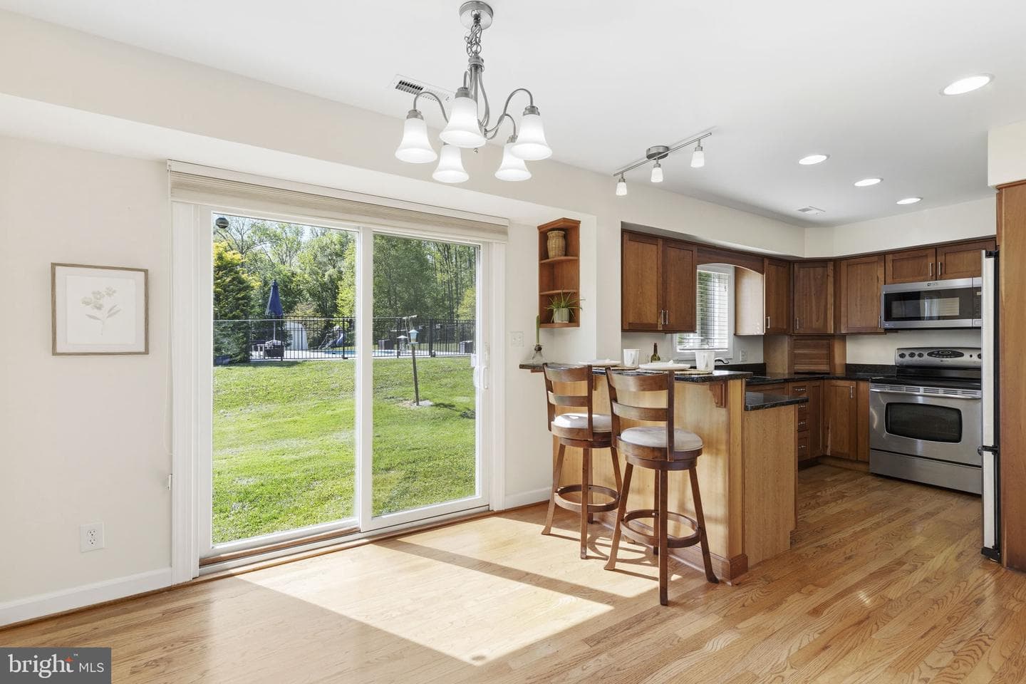 3710 Hilltop Drive photo 5
