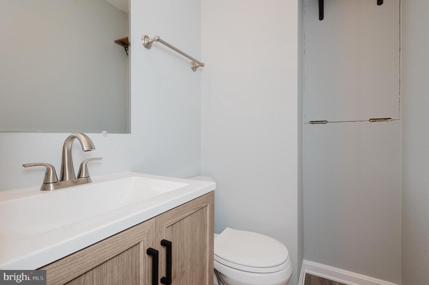406 Laburnum Road photo 37